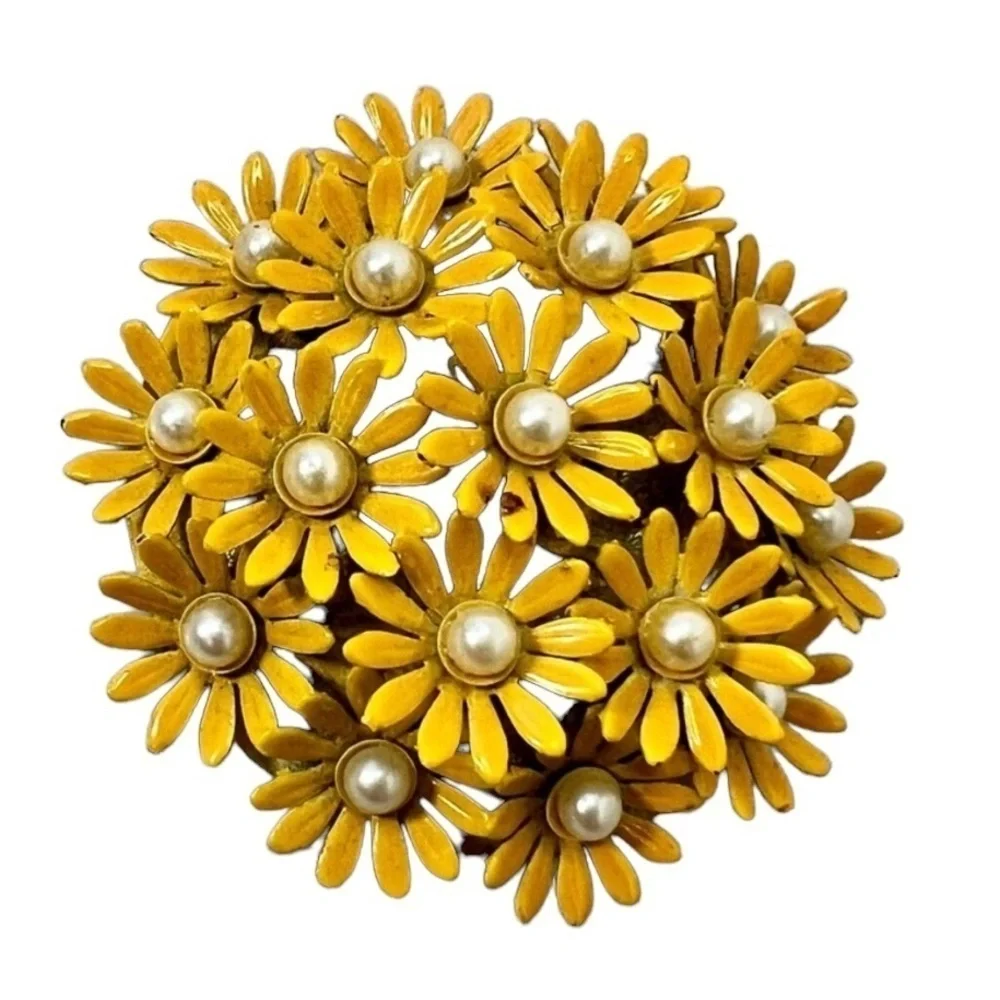 Vintage Yellow Daisy Pearl Metal Flower Brooch Vibrant Retro